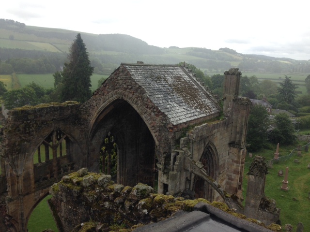 Melrose Abbey 02