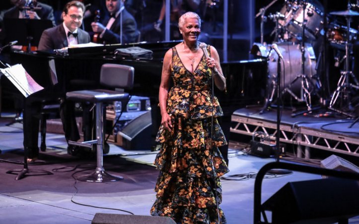 Dionne Warwick 03